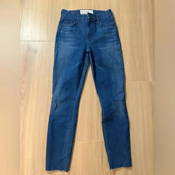 Frank & Eileen Sligo Easy Fit Skinny Jean In Medium Wash Raw Hem Size 26 - Picture 3 of 8